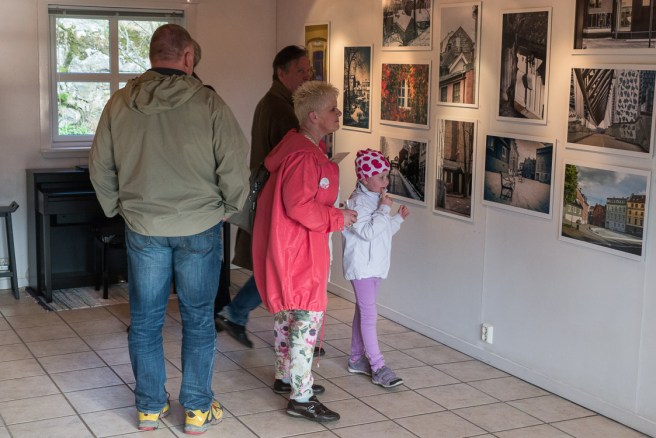 Gjester begynner å se